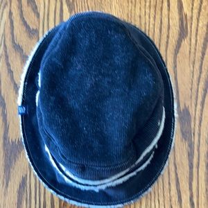 NWOT Gap corduroy black women’s winter hat size s/m